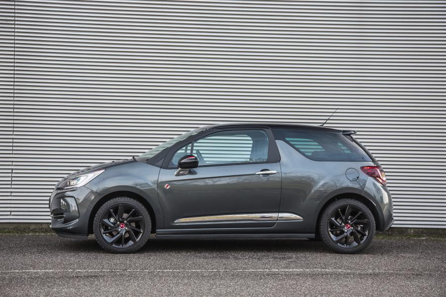  DS 3 Performance Line 2016 года  (фото 18 из 25)